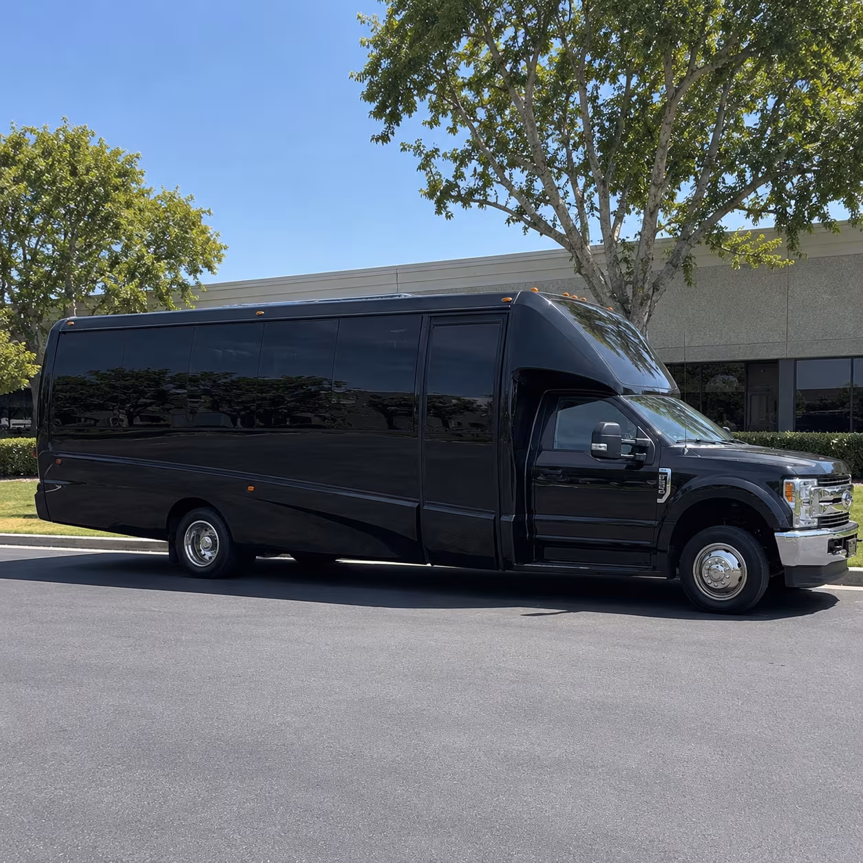 New York Birthday, Sweet 16, & QuinceaƱera Party Bus Rentals