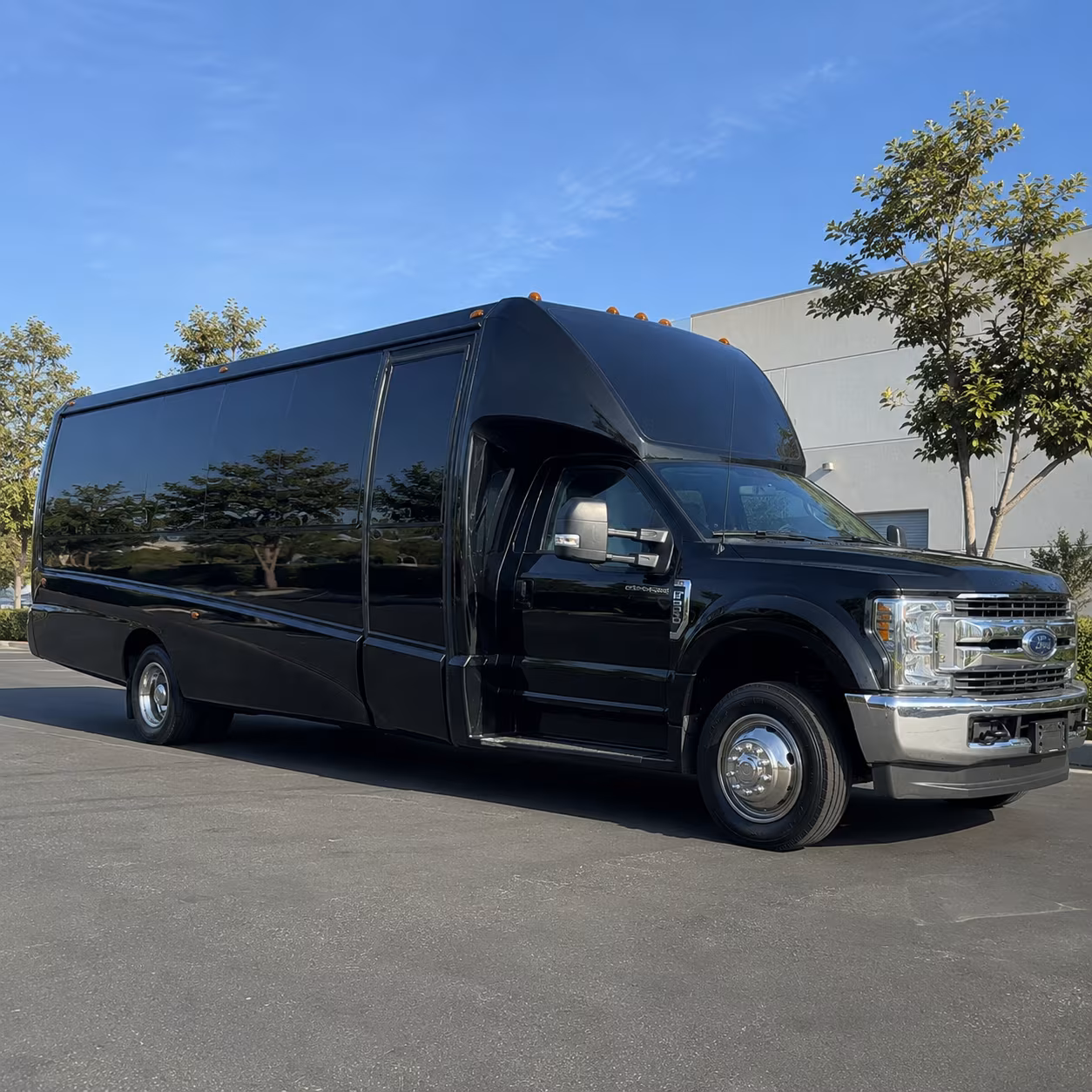 Yonkers Birthday, Sweet 16, & Quinceañera Transportation party bus exterior