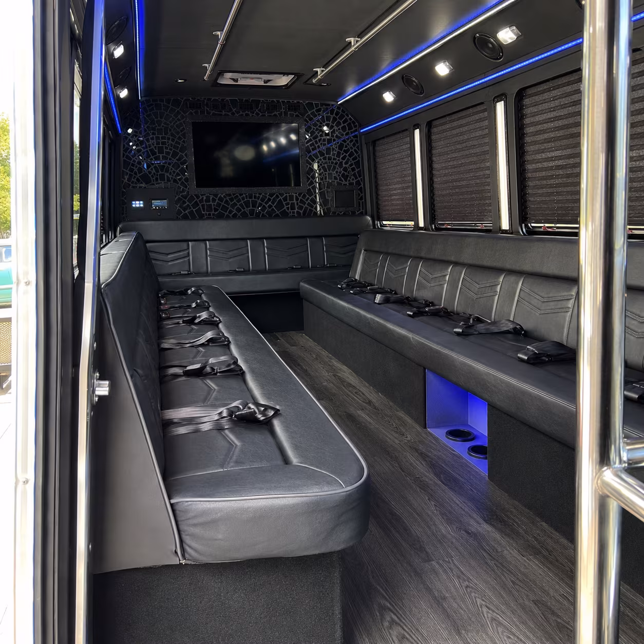 Yonkers Winery Tour & Pub Crawl Transportation route planning