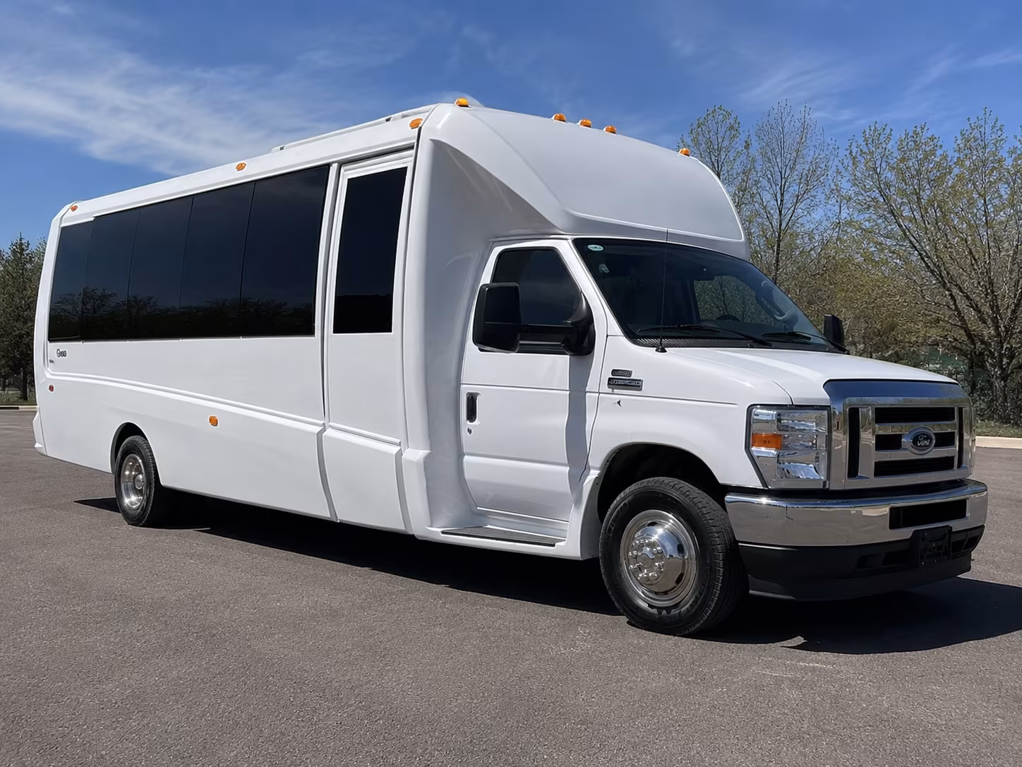 Yonkers Winery Tour & Pub Crawl Transportation