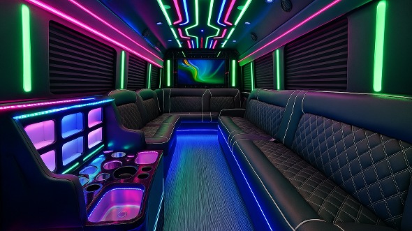 union city 20 passenger party bus